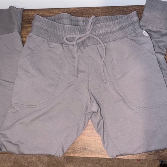 Free People Movement Sunny Skinny Jogger Sweatpants NWOT - Picture 4 of 5